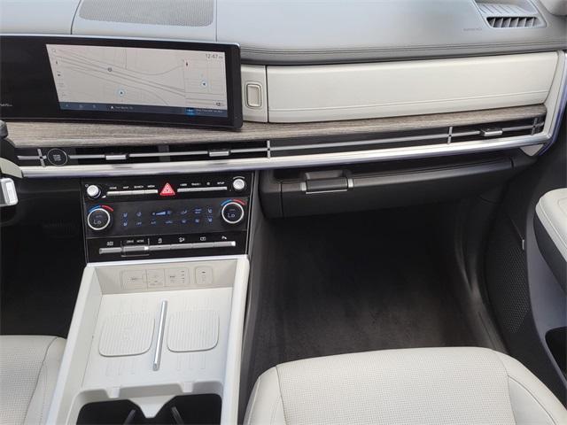 used 2024 Hyundai Santa Fe car, priced at $36,990