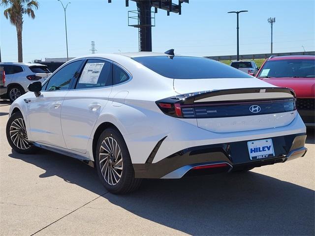 new 2024 Hyundai Sonata Hybrid car, priced at $28,235