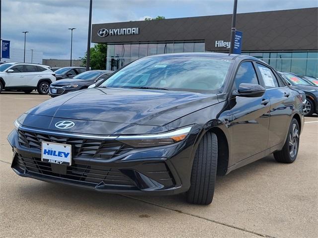 new 2025 Hyundai Elantra car, priced at $24,795