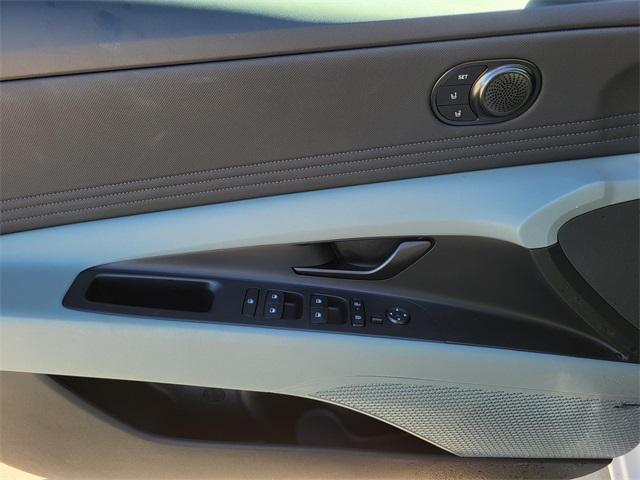 new 2025 Hyundai ELANTRA HEV car, priced at $26,391