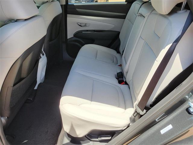 new 2025 Hyundai TUCSON Hybrid car, priced at $39,255