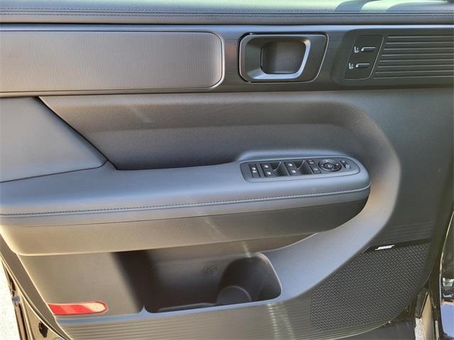 new 2025 Hyundai SANTA FE HEV car, priced at $45,259