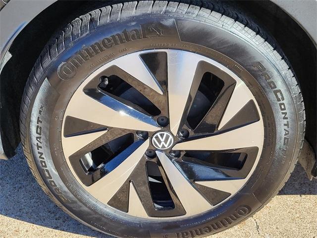 used 2023 Volkswagen ID.4 car, priced at $24,991