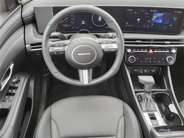 new 2025 Hyundai Tucson car, priced at $28,175
