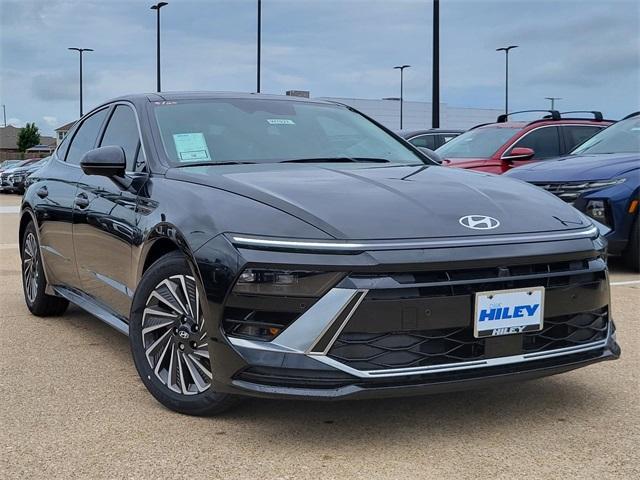 new 2025 Hyundai Sonata Hybrid car, priced at $35,643
