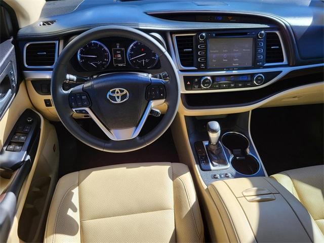 used 2016 Toyota Highlander car, priced at $22,898