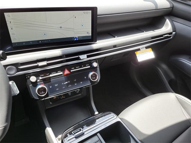 new 2025 Hyundai TUCSON Hybrid car, priced at $35,185