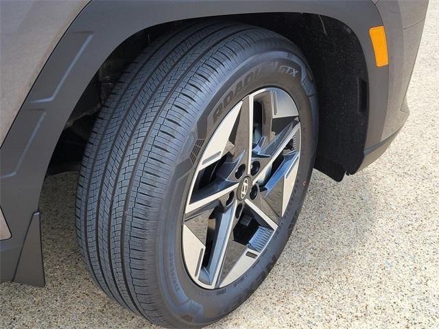 new 2025 Hyundai TUCSON Hybrid car, priced at $35,185