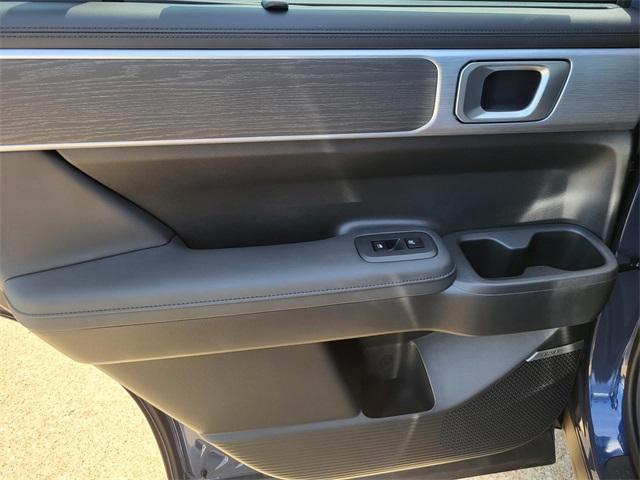 new 2025 Hyundai SANTA FE HEV car, priced at $42,714