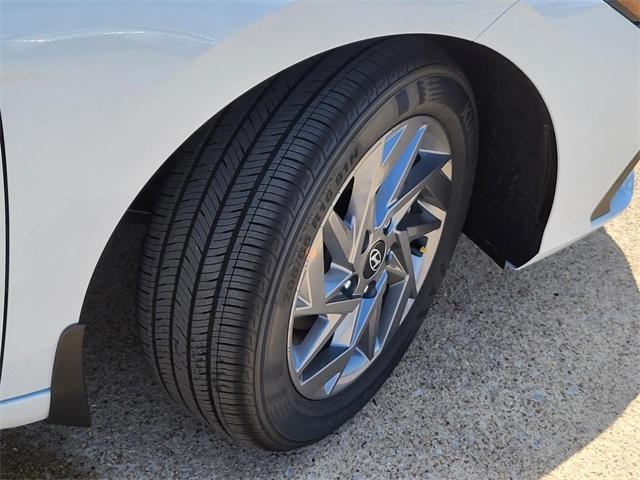 new 2025 Hyundai ELANTRA HEV car, priced at $23,260