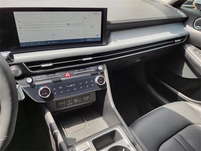 new 2025 Hyundai Sonata Hybrid car, priced at $35,643