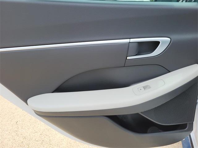new 2025 Hyundai Sonata car, priced at $29,630