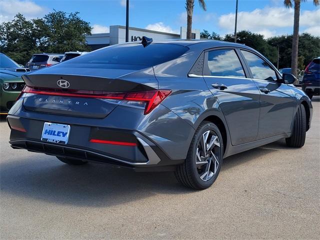 new 2024 Hyundai Elantra car, priced at $23,040