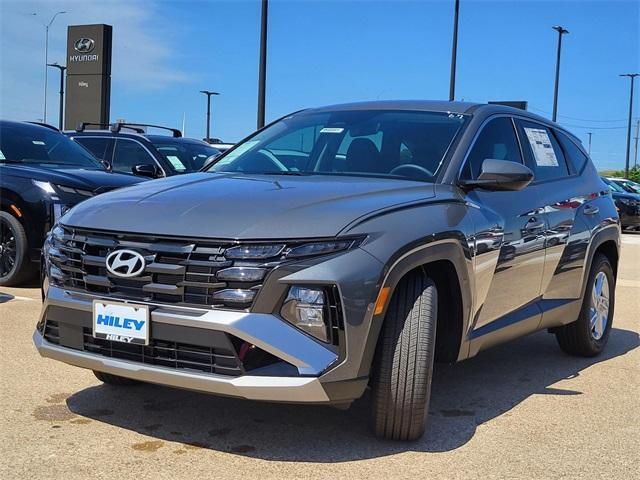 new 2025 Hyundai Tucson car, priced at $26,570