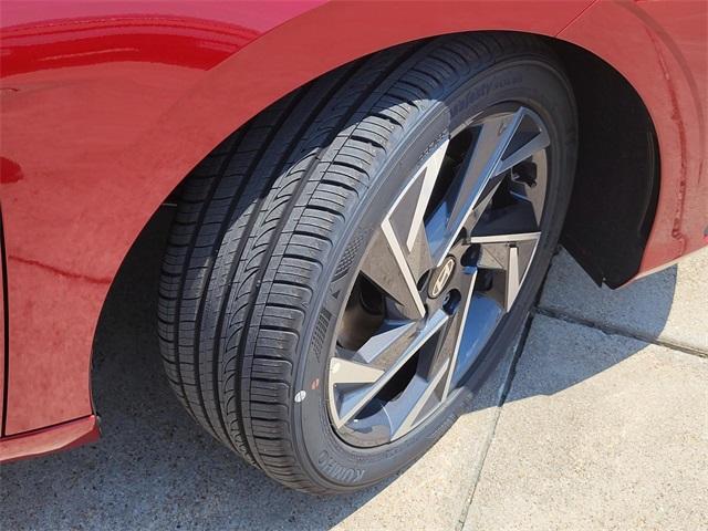 new 2025 Hyundai Elantra car, priced at $19,991