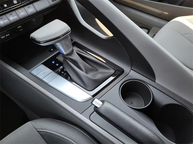 new 2025 Hyundai Elantra car, priced at $19,991