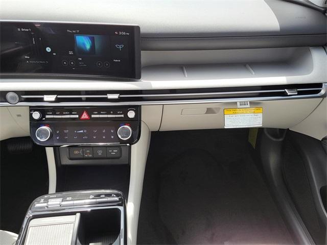 new 2025 Hyundai TUCSON Hybrid car, priced at $41,045