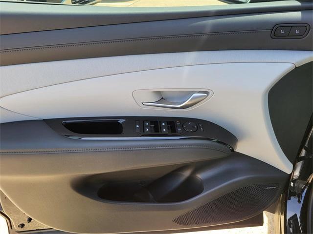 new 2025 Hyundai TUCSON Hybrid car, priced at $41,045