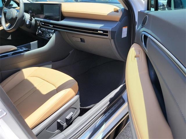 new 2025 Hyundai Sonata Hybrid car, priced at $35,260
