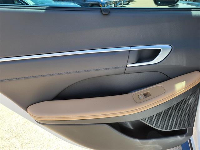 new 2025 Hyundai Sonata Hybrid car, priced at $35,260