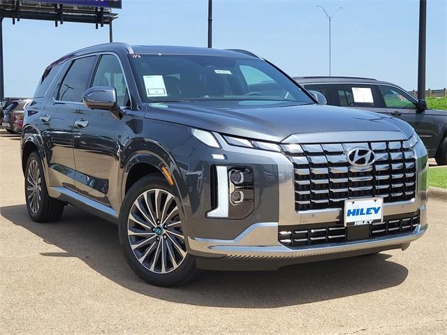 new 2025 Hyundai Palisade car, priced at $46,140