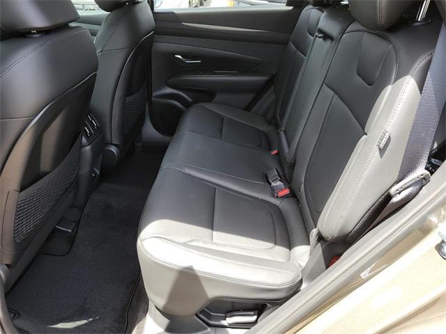 new 2025 Hyundai TUCSON Hybrid car, priced at $33,960
