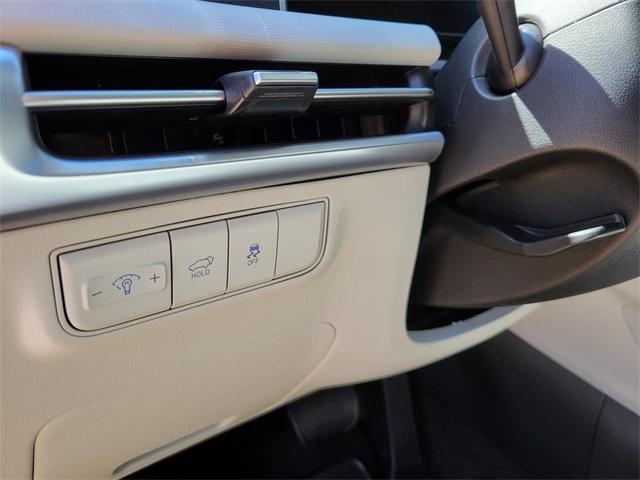 new 2025 Hyundai Tucson car, priced at $27,555