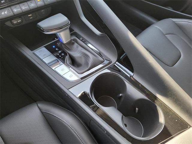 new 2025 Hyundai ELANTRA HEV car, priced at $29,325