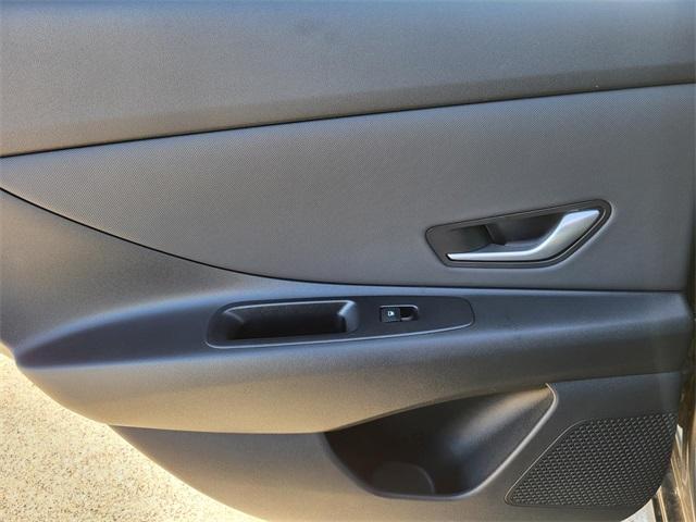 new 2025 Hyundai ELANTRA HEV car, priced at $29,325