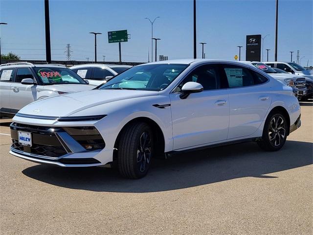 new 2025 Hyundai Sonata car, priced at $26,690