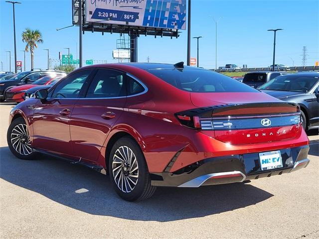 new 2024 Hyundai Sonata Hybrid car, priced at $34,155