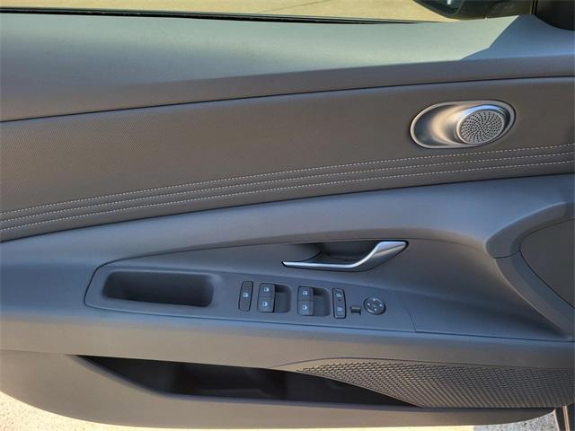 new 2025 Hyundai Elantra car, priced at $21,991