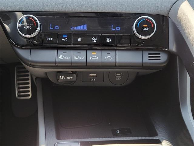 new 2025 Hyundai Elantra car, priced at $21,991