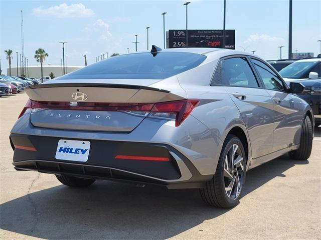 new 2025 Hyundai Elantra car, priced at $21,991