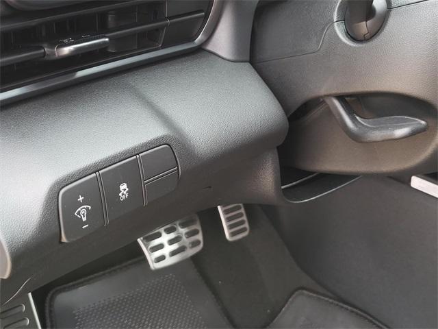 new 2025 Hyundai Elantra car, priced at $19,991