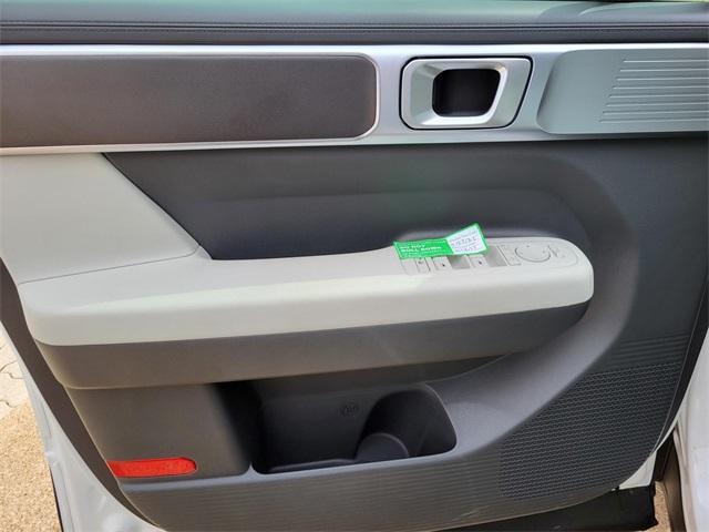 new 2025 Hyundai Santa Fe car, priced at $31,585