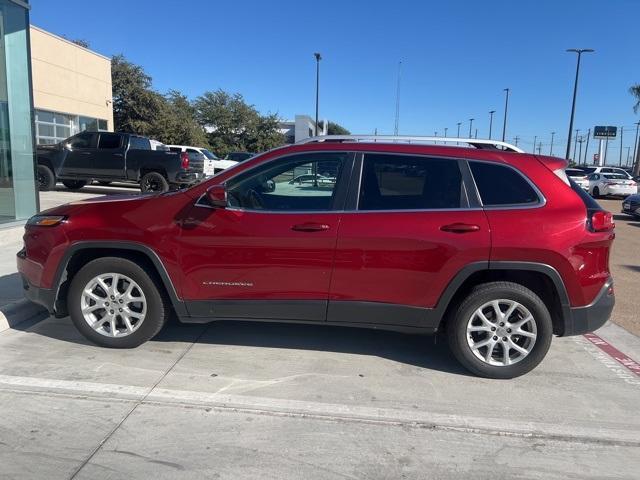 used 2016 Jeep Cherokee car