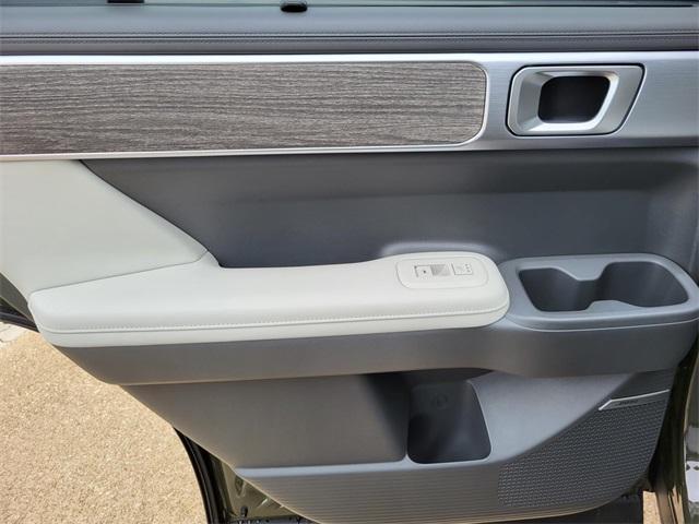new 2025 Hyundai SANTA FE HEV car, priced at $42,649