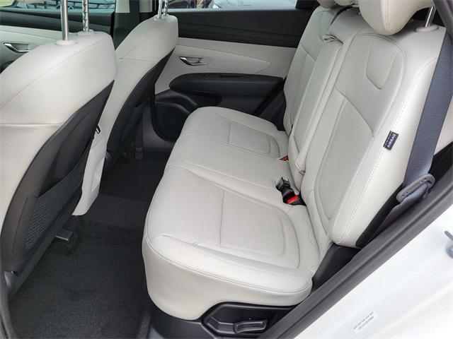new 2025 Hyundai TUCSON Hybrid car, priced at $33,665