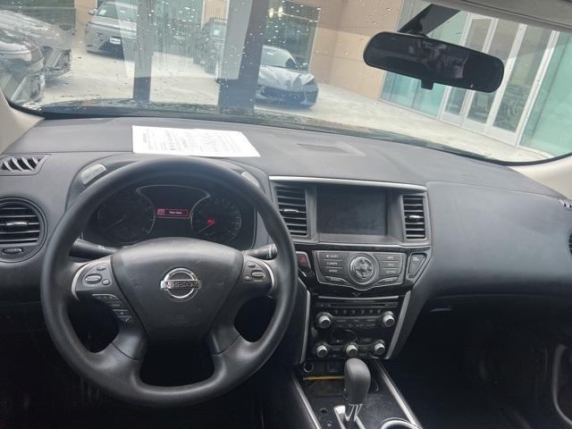 used 2020 Nissan Pathfinder car, priced at $13,991