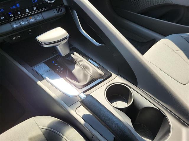 new 2025 Hyundai Elantra car, priced at $21,991