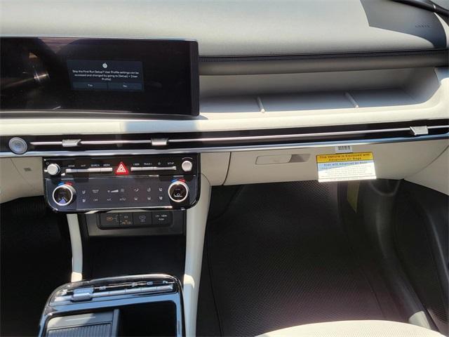 new 2025 Hyundai TUCSON Hybrid car, priced at $39,640