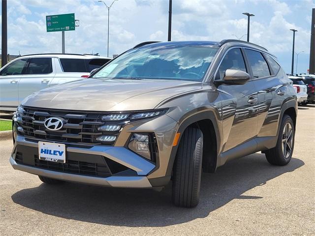 new 2025 Hyundai TUCSON Hybrid car, priced at $35,024