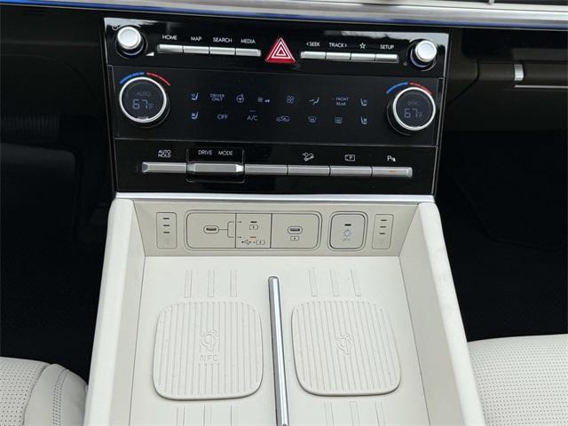 new 2025 Hyundai SANTA FE HEV car, priced at $44,125