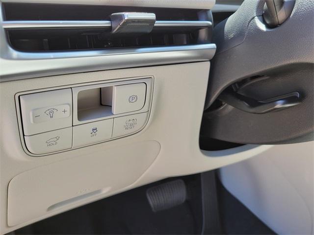 new 2025 Hyundai TUCSON Hybrid car, priced at $32,665