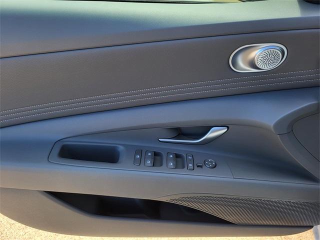 new 2025 Hyundai Elantra car, priced at $21,991