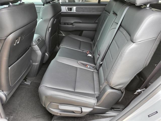 new 2025 Hyundai SANTA FE HEV car, priced at $42,094