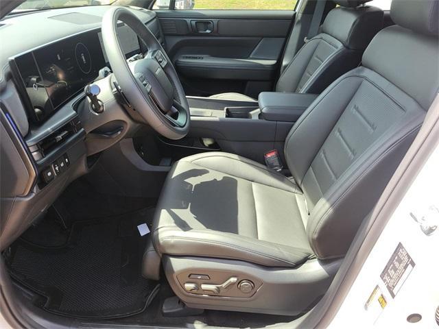 new 2025 Hyundai Santa Fe car, priced at $42,810