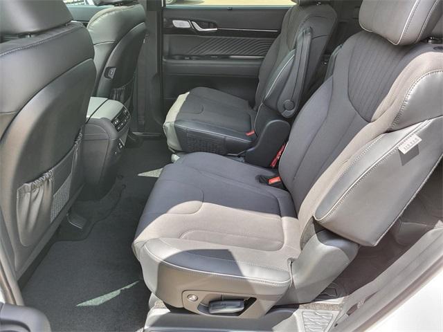 new 2025 Hyundai Palisade car, priced at $50,010