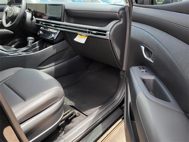 new 2025 Hyundai Tucson car, priced at $30,505